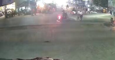 bike-skids-under-lorry-man-killed