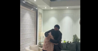 chiranjeevi-anil-ravipudi-emotional-moment