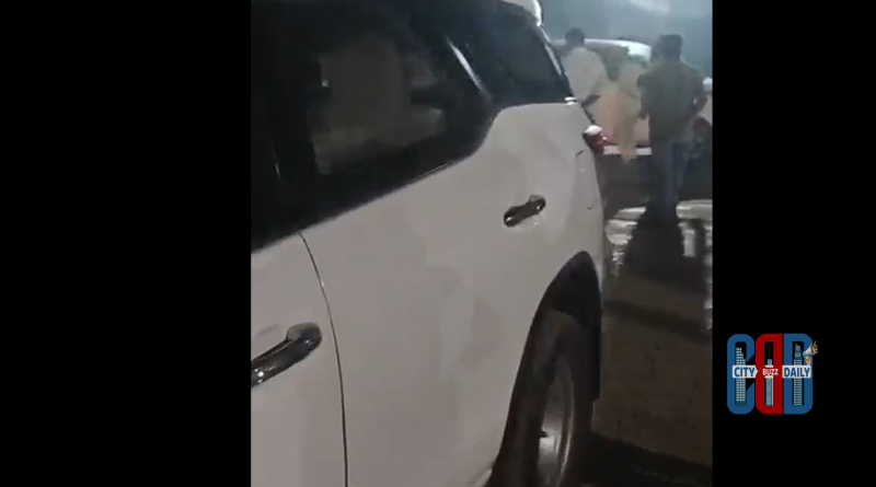 medaram-minister-adluri-lakshman-convoy-attack