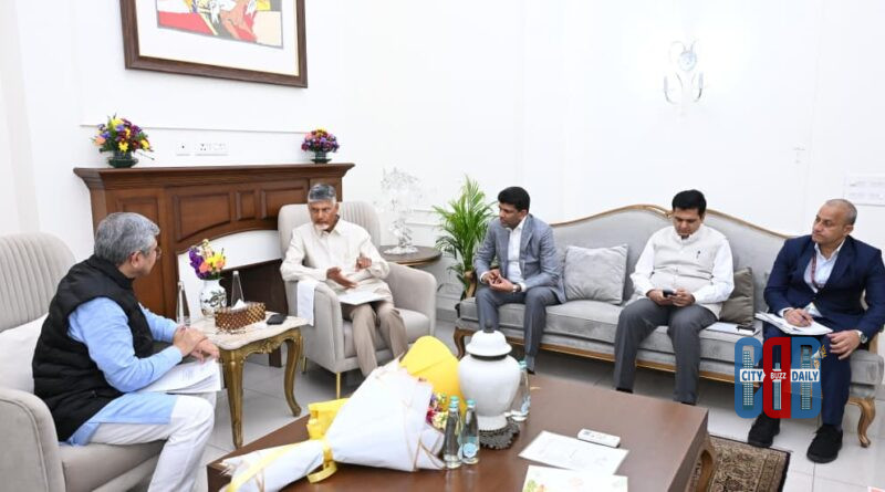 ap-cm-meets-railway-minister-on-state-rail-projects