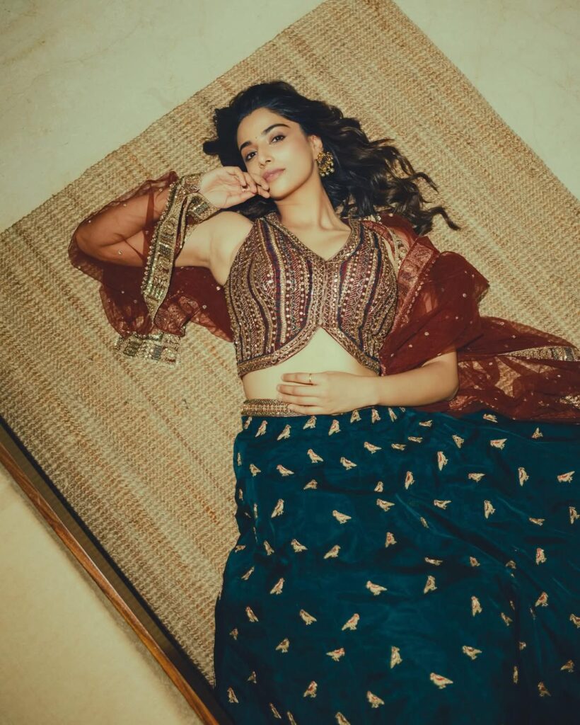 meenakshi_chaudary_8