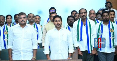 ysrcp-leaders-attend-ap-assembly-budget-session-protest