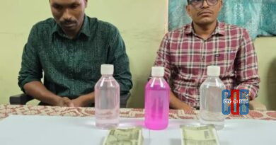 Telangana ACB traps two Armed Reserve Sub Inspectors from Cyber Crime Police Station at LB Nagar after recovering Rs.1 lakh bribe in corruption case.