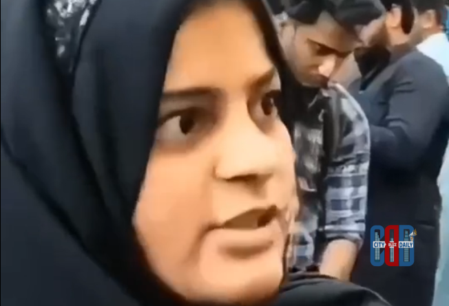 Iran protest woman threatens Trump Netanyahu during Delhi demonstration