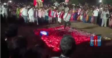 nalgonda-aamanagallu-temple-fire-ritual-devotees-injured