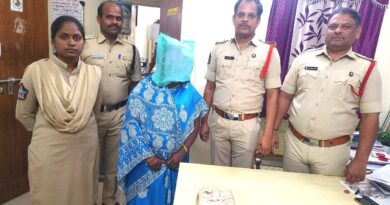 Tirumala gold chain theft case near Sri Bedi Anjaneyaswamy Temple