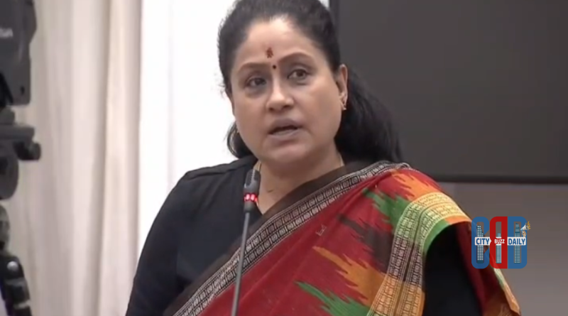 Congress MLC Vijayashanti speaking in Legislative Council on activists promises
