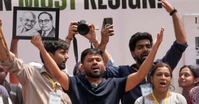 Dipke continues Jantar Mantar sit-in, seeks farmers’ support for protest