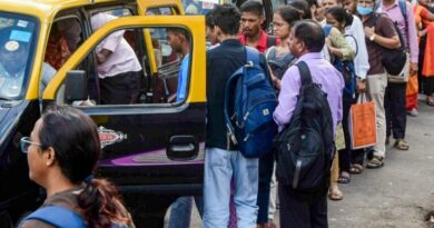 BEST strike cripples Mumbai transport for 2nd day; undertaking deploys buses for NEET candidates