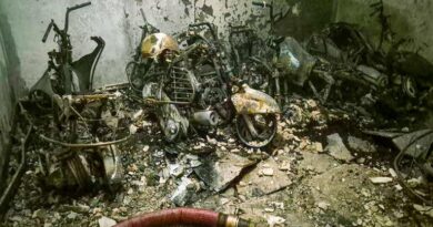 17-year-old girl among four held for setting Delhi building ablaze