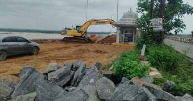Bhadrachalam Godavari bridge remains shut as repair works drag on