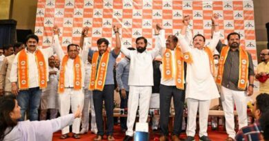 Thackeray camp suffers blow as LS approves merger of 6 rebel Shiv Sena MPs into Shinde faction