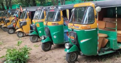 Autorickshaw unions call off strike as Telangana govt agrees to fare hike