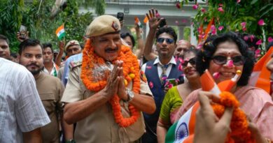 Delhi police felicitated at citizen-led gathering for ‘protecting Parliament on July 20’