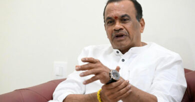 Komatireddy says he will not contest next elections without assurance of bumper majority