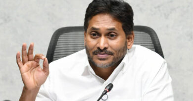 Jagan asks YSRCP cadres to fight for every seat in local polls