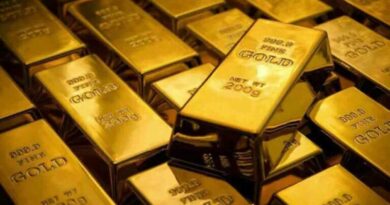 Gold futures jump Rs 2,165 on strong global cues