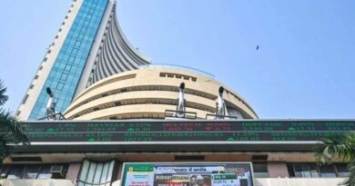Indian stock markets post weekly gains as crude prices ease