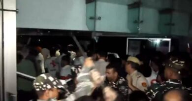 ABVP students protest at Civic Centre over Delhi building collapse
