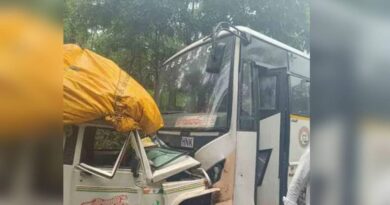 Fifteen members of a family injured in Mulugu road accident