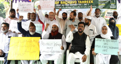 Protest at Dharna Chowk seeks protection of Waqf, Jamia Nizamia properties