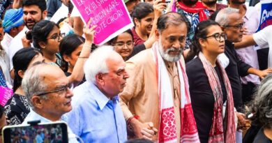 SIR row: AISA returns to Jantar Mantar, demands CEC’s resignation