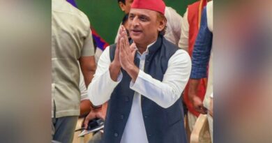 Saints urge Akhilesh Yadav to seek blessings at Ayodhya Ram Temple