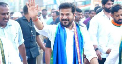 Revanth’s Sircilla speech heavy on politics, light on relief measures for weavers and farmers